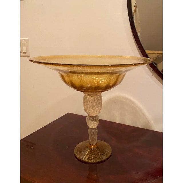 Glass 1980s Murano Style Glass Centerpiece Pedestal Bowl With Gold Leaf Speckles For Sale - Image 7 of 10