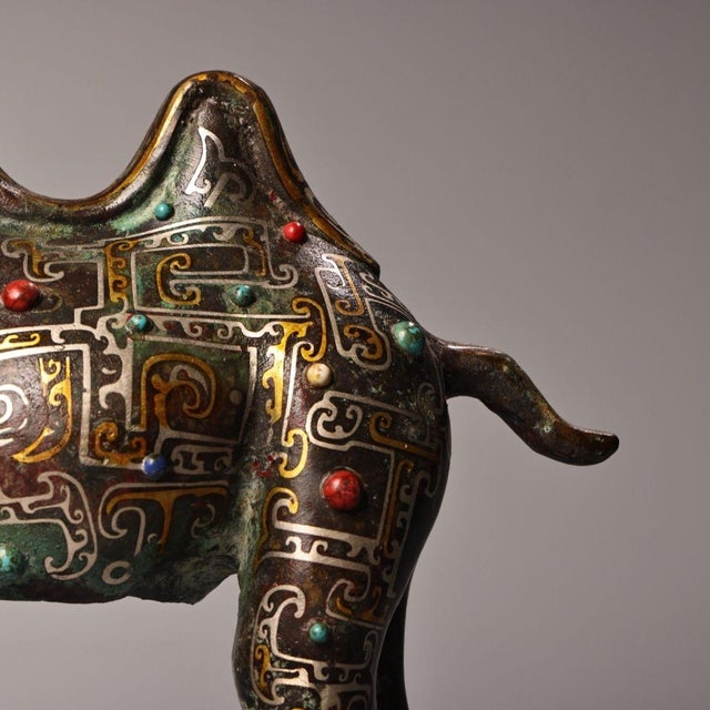 Pair of Antique Bronze Camels With Gold and Silver Inlay, 3600g Total For Sale - Image 10 of 10