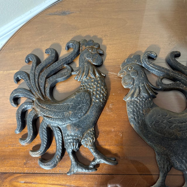 Vintage Sexton Mid-Century Modern Fighting Roosters Black Metal Wall Decor Hangings- Set of 2 For Sale In Atlanta - Image 6 of 9