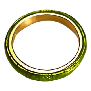 Late 20th Century Hidalgo Enamel Silver Textured Lime Green Insert Band Ring, Size 5.75 For Sale