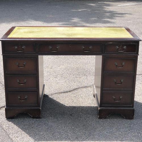 Pedestal Desk in Mahogany with Green Leather Top For Sale - Image 4 of 10
