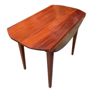 Late 20th Century Scully & Scully Hepplewhite Mahogany Drop-Leaf Extension Dining Table With 3 Leaves For Sale