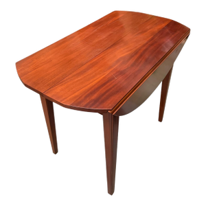Late 20th Century Scully & Scully Hepplewhite Mahogany Drop-Leaf Extension Dining Table With 3 Leaves