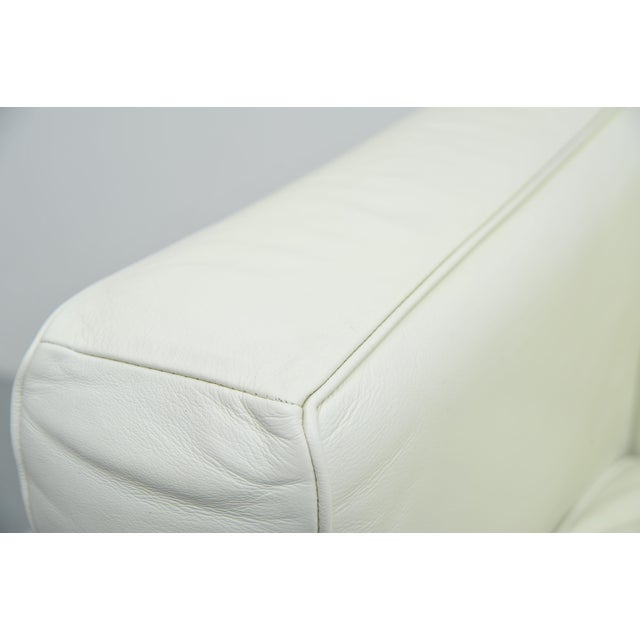 LC2 Armchair by Le Corbusier, Pierre Jeanneret and Charlotte Perriand for Cassina, 1920s For Sale - Image 11 of 18