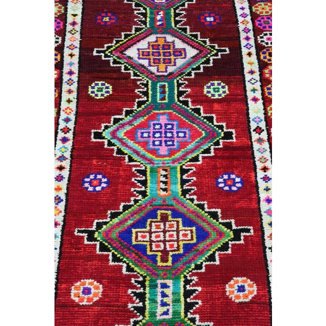 Late 20th Century Late 20th Century Turkish Runner-2′11″ × 11′11″ For Sale - Image 5 of 13