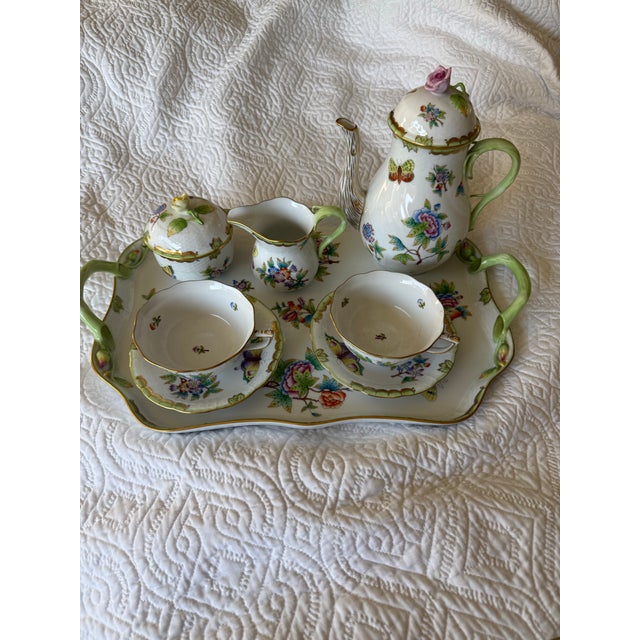 Herend Queen Victoria Rectangular Tray With Brach Handles For Sale In San Francisco - Image 6 of 12