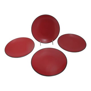 Mid 20th Century Gumps Worldview Sleek Red & Black Pottery 8 3/8" Salad Plate Set of 4 For Sale