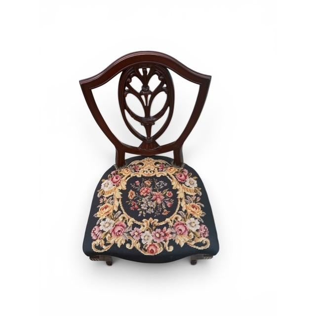 Vintage Federal Style Shield Back Side Chair W/ Floral Needlepoint Seat For Sale - Image 4 of 9
