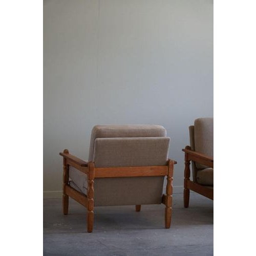 Set of Danish Modern Lounge Chairs in Oak & Linen by Henning Kjærnulf, 1960s For Sale - Image 17 of 18
