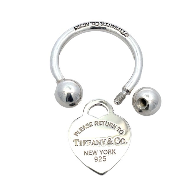 Early 21st Century Tiffany & Co. Sterling Silver Heart Tag Key Ring Charm For Sale - Image 5 of 6