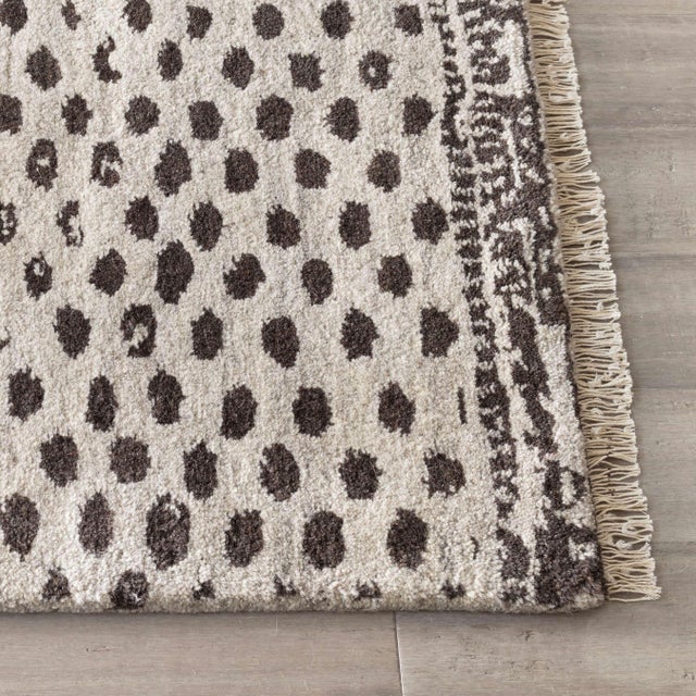 Contemporary Dash & Albert by Annie Selke Hugo Hand Knotted Wool Rug, 7' 6" x 9' 6" For Sale - Image 3 of 4