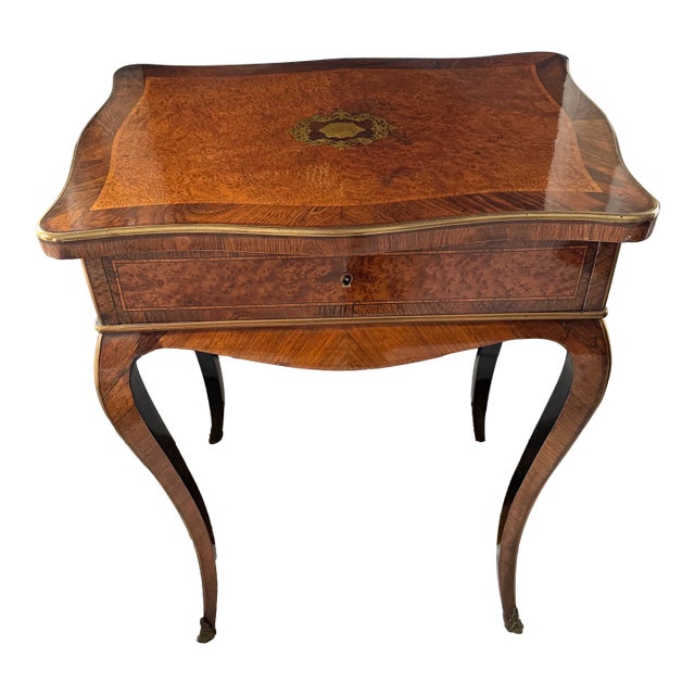 Paul Sormani French Dressing Table Amboyna Veneer (Rare). Circa 1870 For Sale
