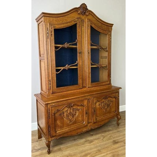 Vintage French Louis XIV Style Oak Display Cabinet For Sale - Image 13 of 13