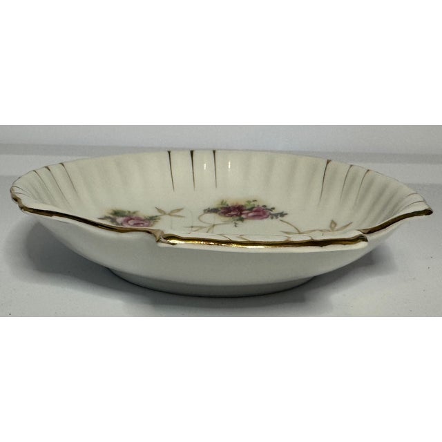 Shabby Chic Antique Royal Bayreuth Porcelain Floral Dish – Hand Painted Roses, Gilt Trim, Germany For Sale - Image 3 of 8