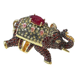 Bochic "Orient" Neoclassical Elephant Ruby & Sapphire Ring Set 18K Gold & Silver For Sale