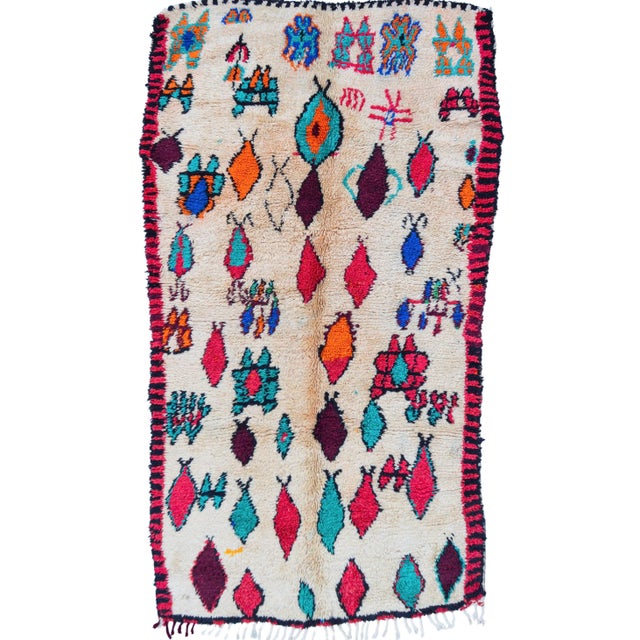 Mid 20th Century Vintage Moroccan Rug - 4′8″ × 8′2″ For Sale - Image 11 of 11
