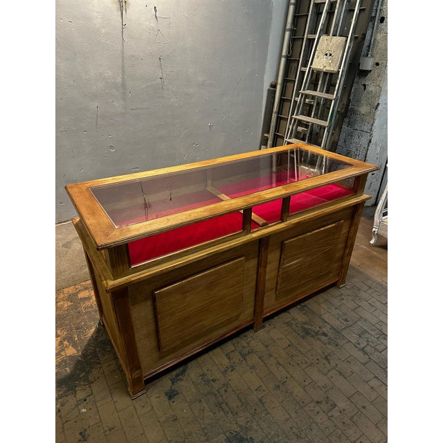 Vintage Display Counter in Oak For Sale - Image 5 of 8