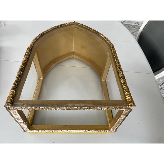 20th Century Neo-Gothic Eclectic Display Case in Wood and Glass with Decorative Plasterwork, 1890s For Sale - Image 3 of 16