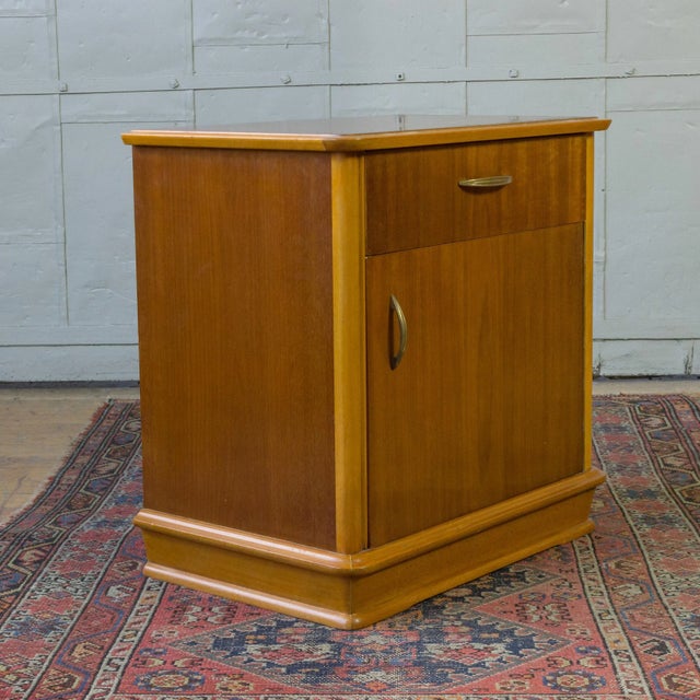 Wood Pair of French Mid-Century Mahogany Veneered Nightstands With Original Hardware For Sale - Image 7 of 13