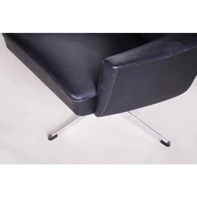 Set of Bauhaus Swivel Lounge Chair with Foot Stool in Vegan Leather & Chrome, 1960s For Sale - Image 4 of 13