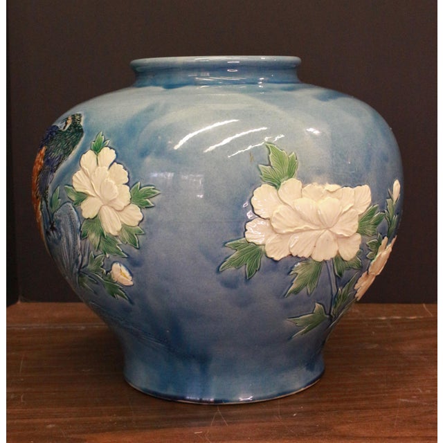 Japanese Early 20th Century Japanese Large Ceramic Peacock Decorated Vase For Sale - Image 3 of 9