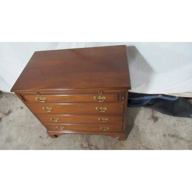 Traditional Kittinger Four Drawer Bachelors Chest Dresser For Sale - Image 3 of 8