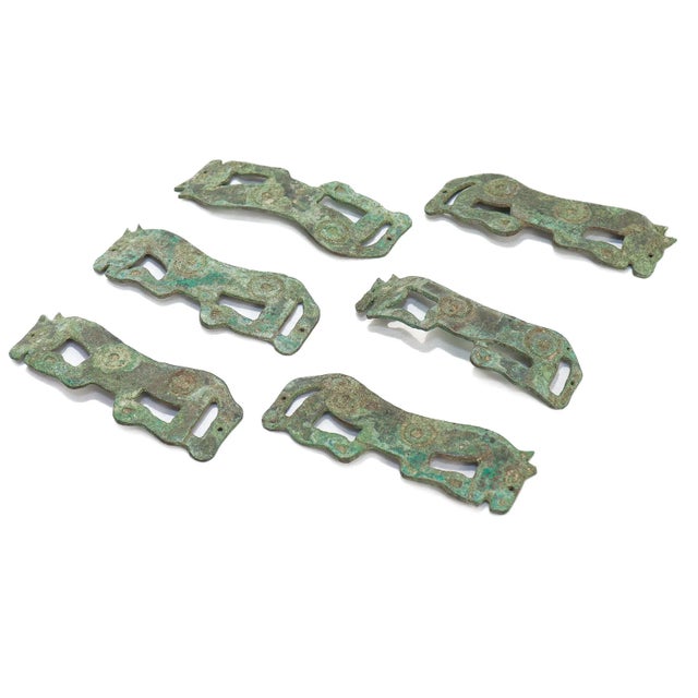 Chinese Set of 6 Ancient Chinese Bronze Figural Horse Belt Plaques For Sale - Image 3 of 7