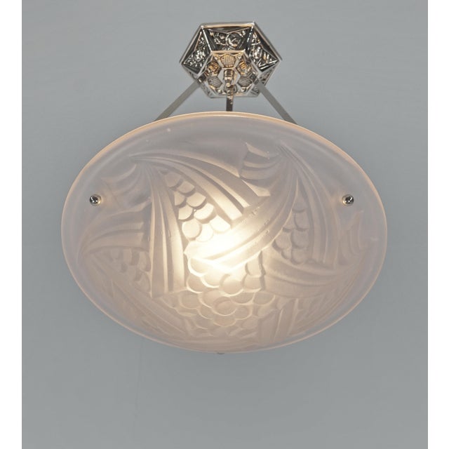 1930s Degue French Art Deco Pendant Light 1930s - Rose Pink Frosted Glass and Nickeled Bronze For Sale - Image 5 of 11