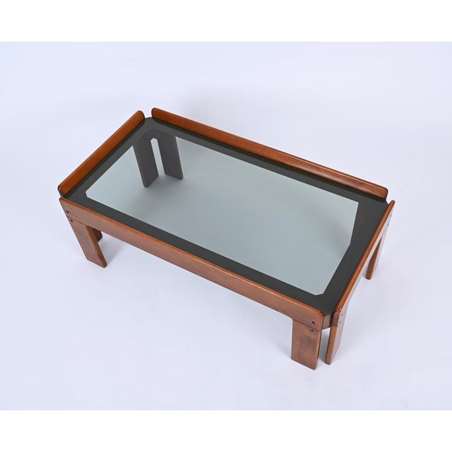 Mid-Century Coffee Table in Walnut by Afra and Tobia Scarpa for Cassina, Italy, 1960s For Sale - Image 16 of 18