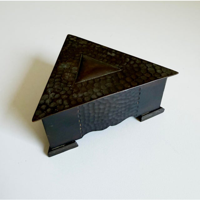 Early 1900s Hammered Bronze Triangle Box For Sale In Sacramento - Image 6 of 9