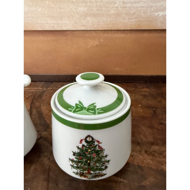 Vintage George Briard Yule Tide Creamer and Sugar Bowl Set Mid Century Christmas Serveware For Sale In Chicago - Image 6 of 9