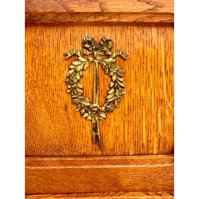 Early 20th Century Antique French Art Deco Louis XVI Marble Ormolu Bedside Cabinet Nightstand For Sale - Image 5 of 12