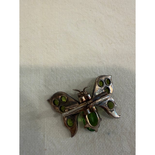 Antique Art Nouveau Insect Brooch with Green Paste Stones and Butterfly Bow Tie in C-Clasp, 1890s For Sale - Image 4 of 7