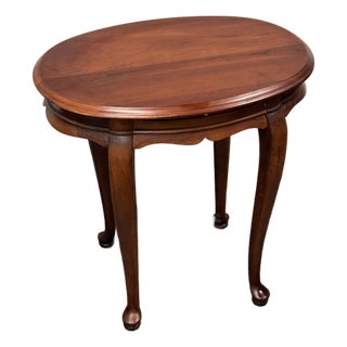 Hekman Furniture Queen Anne Cherry Wood Side Table For Sale