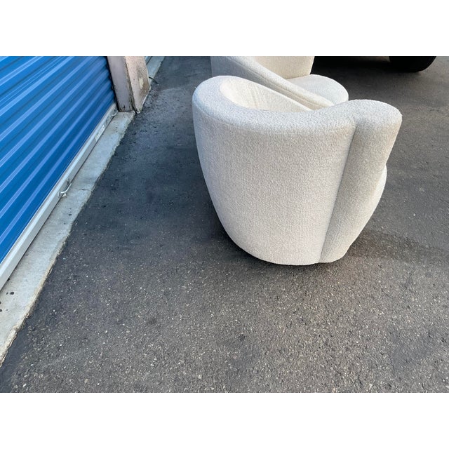 Vintage Vladimir Kagan Nautilus Swivel Lounge Chairs Boucle Fabric - Pair For Sale - Image 11 of 16