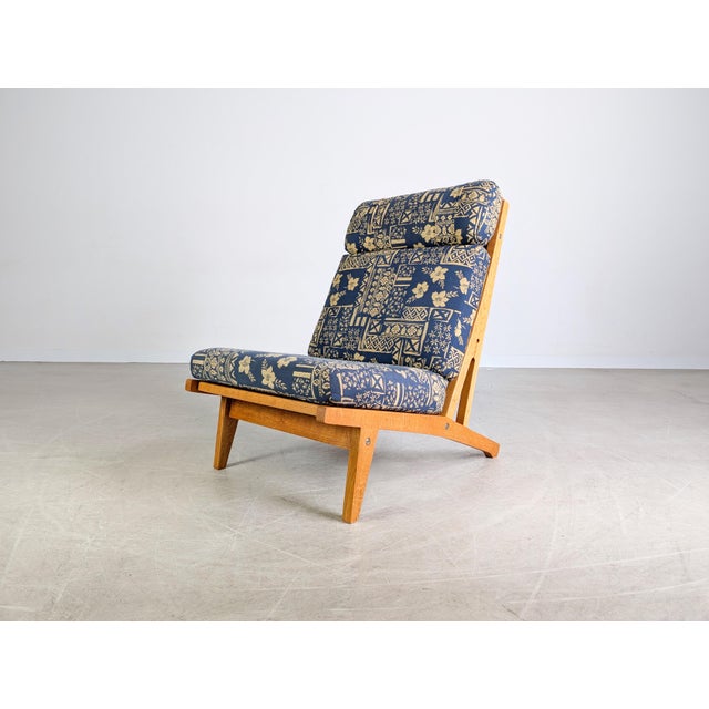 GE375 Chair in Oak by Hans J. Wegner for Getama For Sale - Image 9 of 14