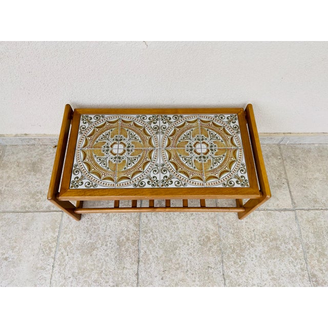 Scandinavian Coffee Table in Teak and Ceramic, 1960 For Sale - Image 4 of 11