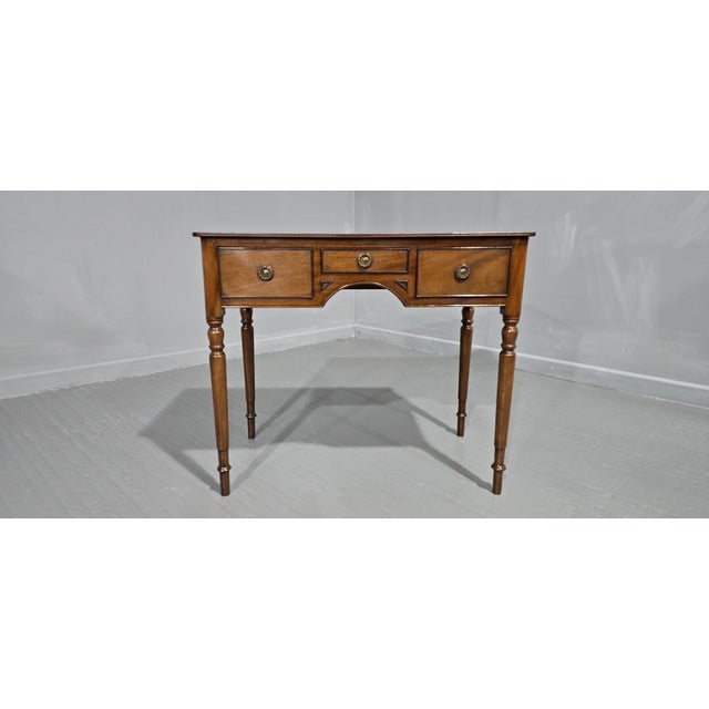 Georgian Mahogany Side Table, 1790s For Sale - Image 10 of 10