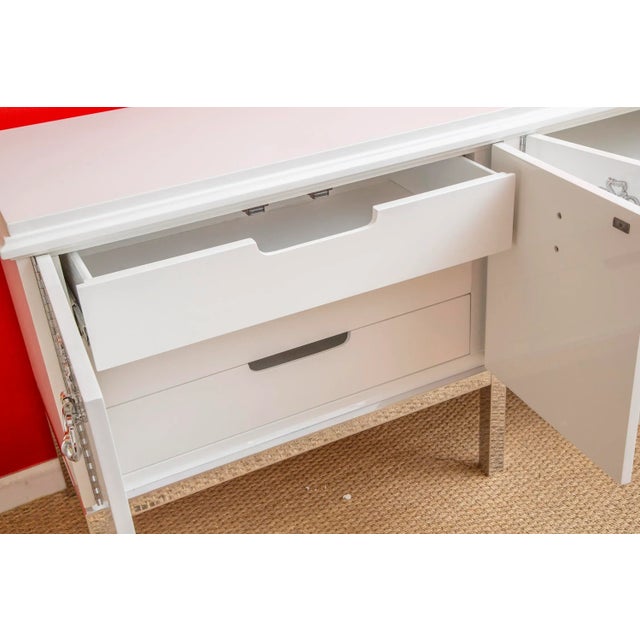 Vintage Mastercraft Custom Cabinet, Credenza or Buffet With Chrome Plated Over Bronze Hardware Restored Vintage For Sale In Miami - Image 6 of 13