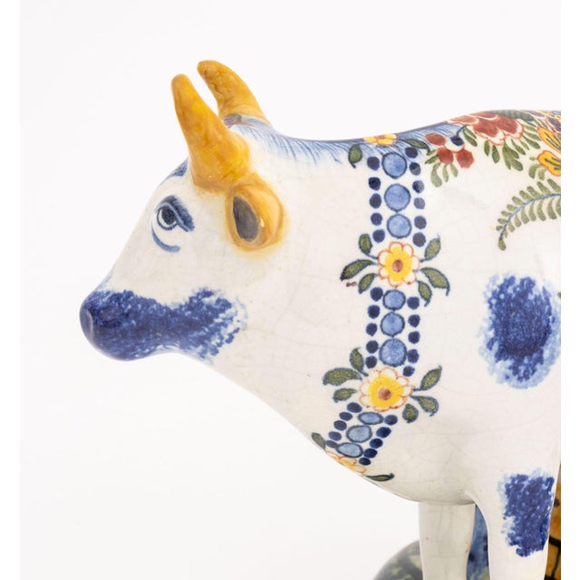 Dutch Delft Cow and Milkmaid Figurines, Pair For Sale - Image 9 of 11