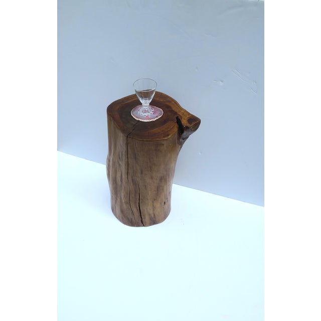 Wood Pedestal Side Drinks Table, Natural Wood Trunk, Organic Modern Style For Sale - Image 7 of 15