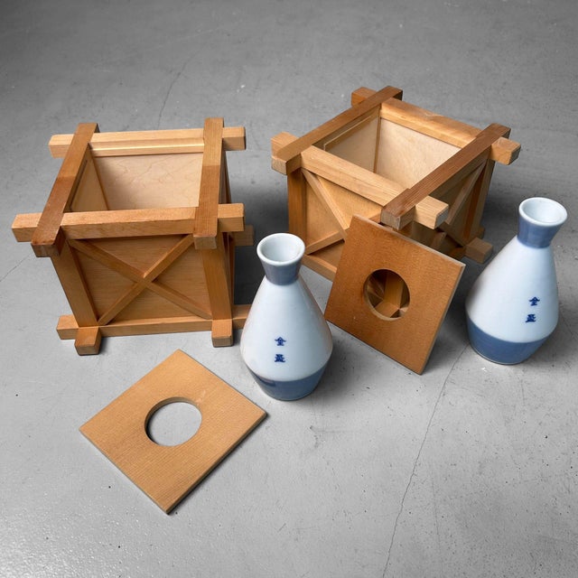 Brown Japanese Shinto Sakaki Flower Stands in Kiso Hinoki Wood, 1970s, Set of 2 For Sale - Image 8 of 16