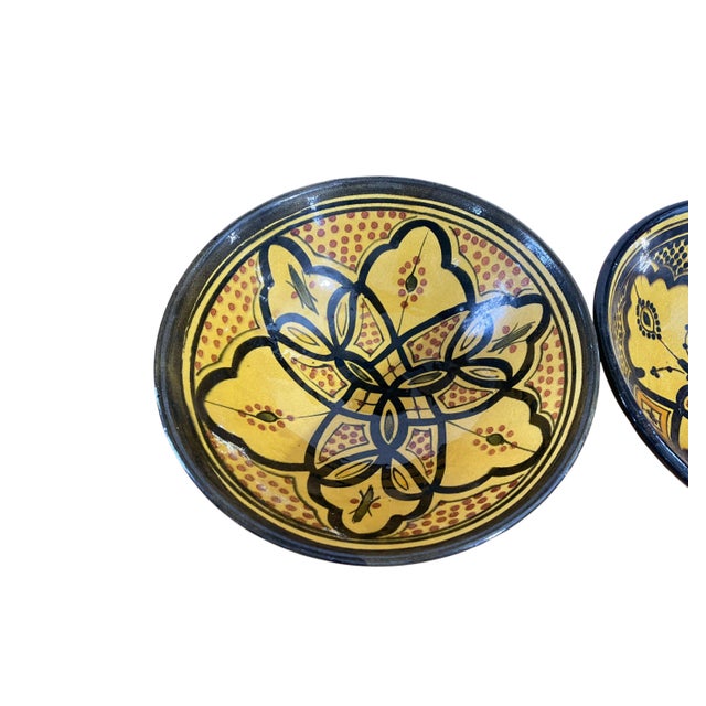 Moroccan Vintage Moroccan Set of Two Ceramic Bowls With Geometric Design For Sale - Image 3 of 6