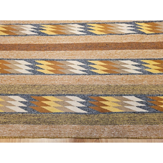 Square Size Vintage Native American Navajo Rug. Wool & Cotton, Eye Dazzler Pattern, 4x4 For Sale - Image 13 of 17