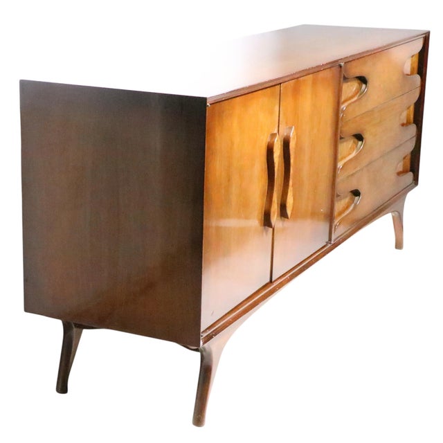 Mid Century Dresser With Burl Trim and Sculpted Legs and Drawer Pulls C 1950/60's For Sale - Image 13 of 14