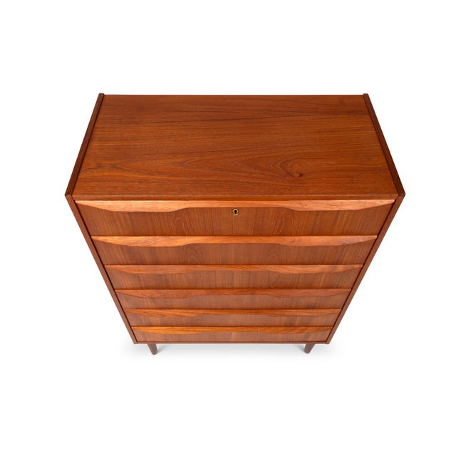 Brown Vintage Danish Mid-Century Six Drawer Dresser in Teak For Sale - Image 8 of 8