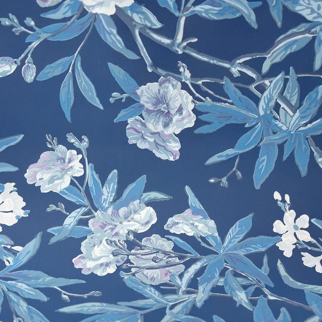 Blue Late 20th Century Deadstock Ralph Lauren Vinyl Wallpaper- Climbing Oleander in Porcelain For Sale - Image 8 of 13