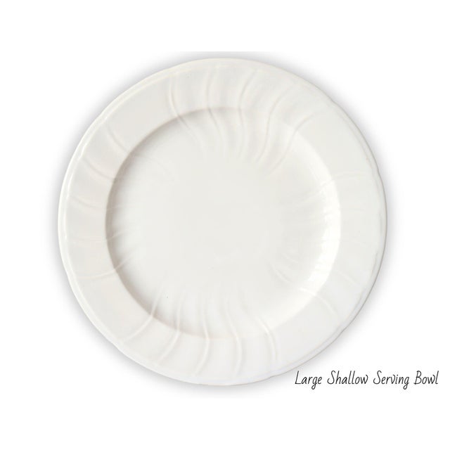 French Gien White Porcelain Dinner Set | Service for 10 For Sale In Los Angeles - Image 6 of 8