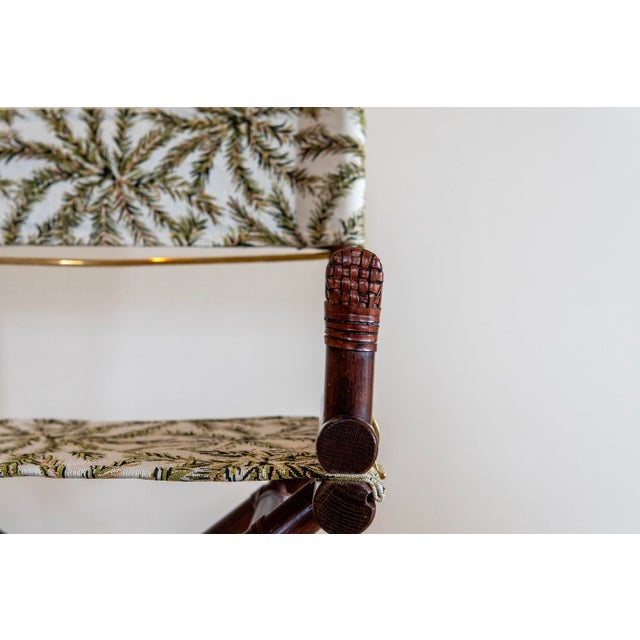 Wood 1970s McGuire Director’s X-Chair in Palm Print For Sale - Image 7 of 12
