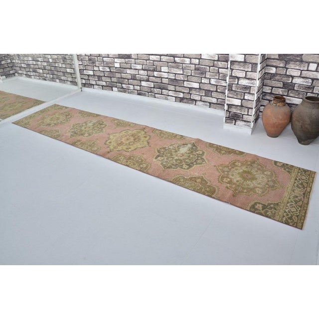 1960s Turkish Anatolian Herki Handmade rug in Turkish Tribal Decorative Herki Rug, Vintage Runner Rug, Turkish Vintage...